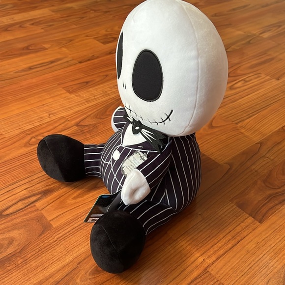 DISNEY TIM BURTON’S THE NIGHT BEFORE CHRISTMAS JACK SKELLINGTON PLUSH - Picture 5 of 8